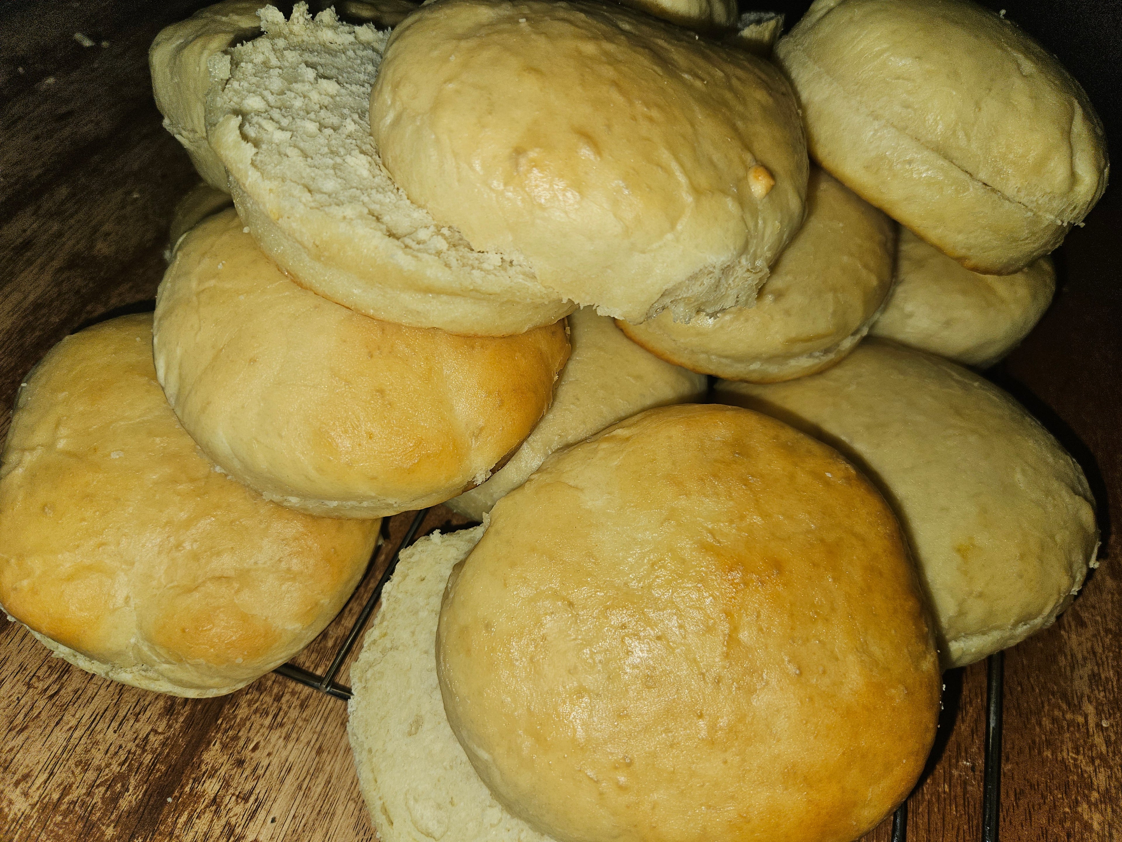 Honey White Buns - 6 Count