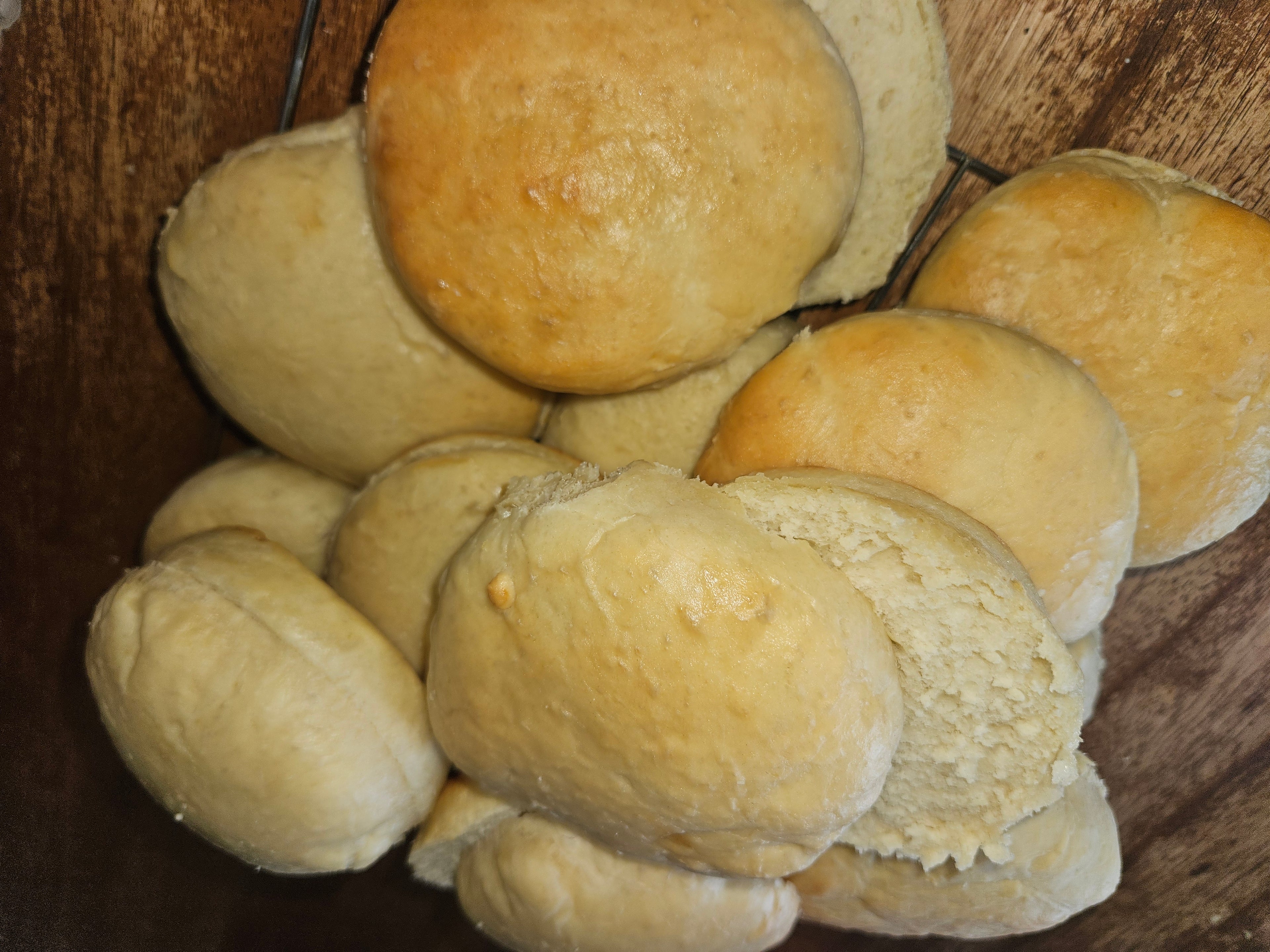 Honey White Buns - 6 Count